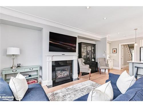 404-40 Trott Boulevard, Collingwood, ON - Indoor Photo Showing Living Room With Fireplace