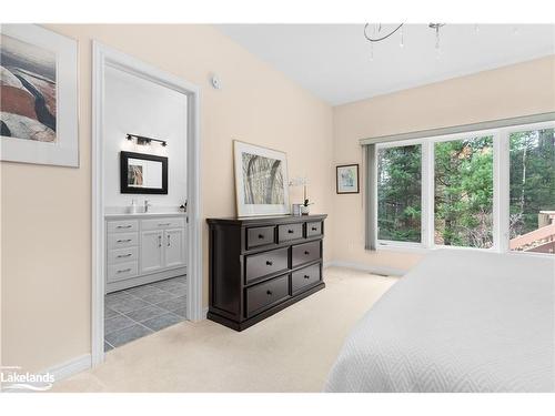 23 Kirbys Way, Huntsville, ON - Indoor Photo Showing Bedroom