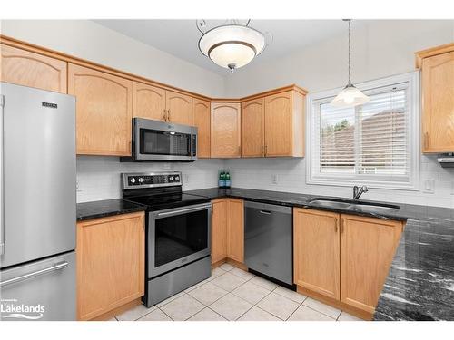 23 Kirbys Way, Huntsville, ON - Indoor Photo Showing Kitchen With Double Sink