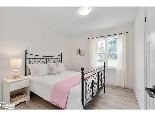 753 Fifth Avenue Avenue, Port Mcnicoll, ON - Indoor Photo Showing Bedroom