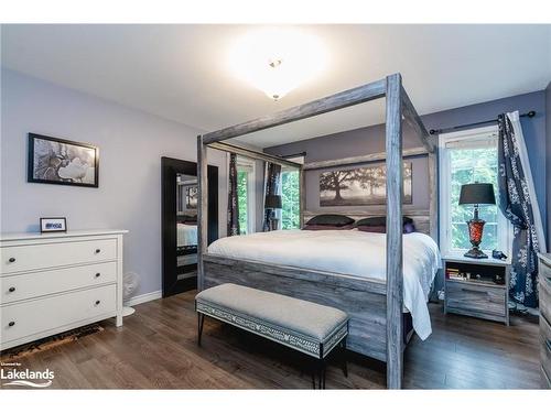 1240 Methodist Point Road, Tiny, ON - Indoor Photo Showing Bedroom