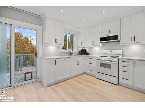 47 Butternut Drive, Barrie, ON - Indoor Photo Showing Kitchen