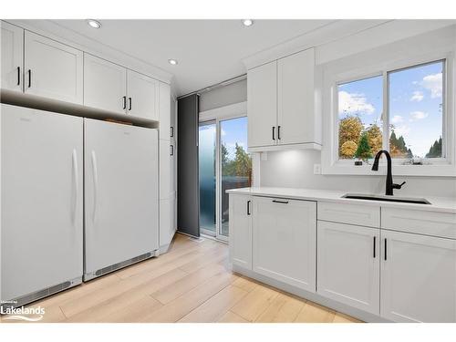 47 Butternut Drive, Barrie, ON - Indoor Photo Showing Kitchen