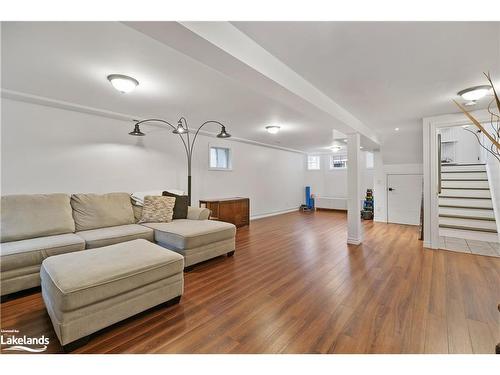 47 Butternut Drive, Barrie, ON - Indoor Photo Showing Living Room