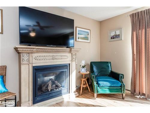 671 Algonquin Drive, Midland, ON - Indoor Photo Showing Living Room With Fireplace