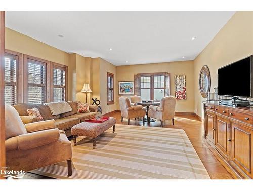 148 Snowbridge Way, The Blue Mountains, ON - Indoor Photo Showing Living Room