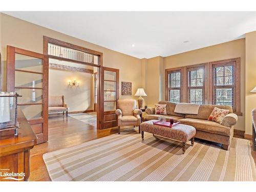 148 Snowbridge Way, The Blue Mountains, ON - Indoor Photo Showing Living Room