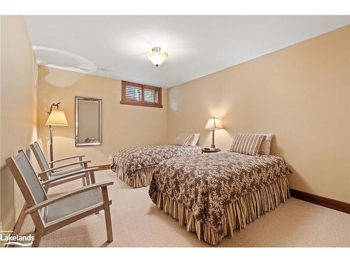 148 Snowbridge Way, The Blue Mountains, ON - Indoor Photo Showing Bedroom