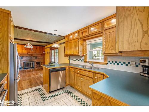 97 Hearthstone Drive, Trent Hills, ON - Indoor Photo Showing Kitchen With Double Sink