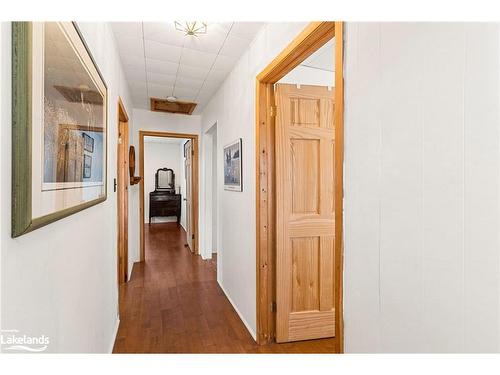 1036 Bowyers Beach Road, Bracebridge, ON - Indoor Photo Showing Other Room