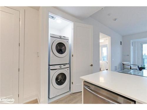 520-1 Hume Street, Collingwood, ON - Indoor Photo Showing Laundry Room