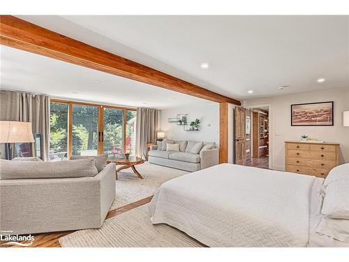 116 Lakeshore Road E, The Blue Mountains, ON - Indoor Photo Showing Bedroom