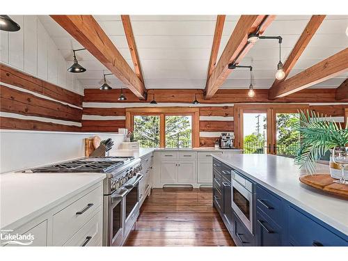 116 Lakeshore Road E, The Blue Mountains, ON - Indoor Photo Showing Kitchen