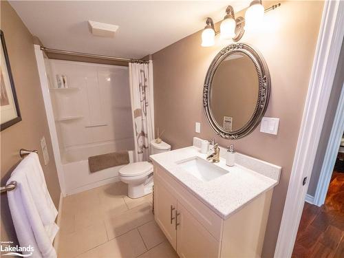 4330 Marr Lane, Coldwater, ON - Indoor Photo Showing Bathroom