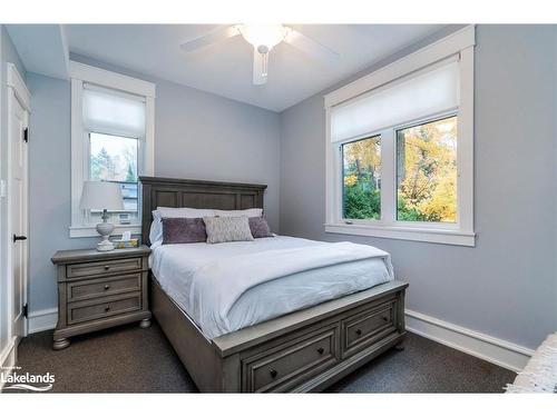 1749 Champlain Road, Tiny, ON - Indoor Photo Showing Bedroom