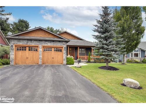 17 Gainsborough Road, Bracebridge, ON - Outdoor With Facade