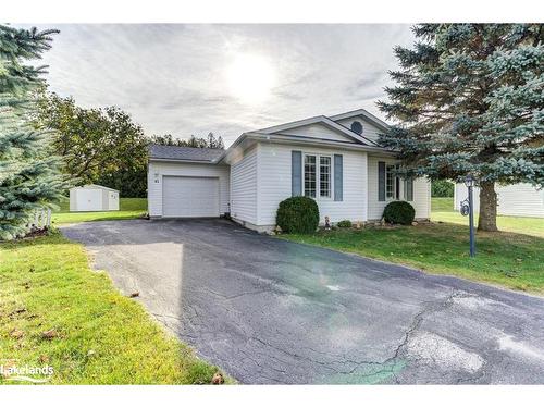 45 Pennsylvania Avenue, Wasaga Beach, ON - Outdoor With Facade