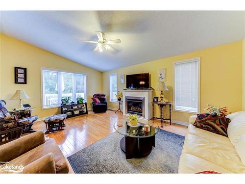 45 Pennsylvania Avenue, Wasaga Beach, ON - Indoor Photo Showing Living Room With Fireplace