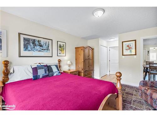 17-820 Jane Boulevard, Midland, ON - Indoor Photo Showing Bedroom