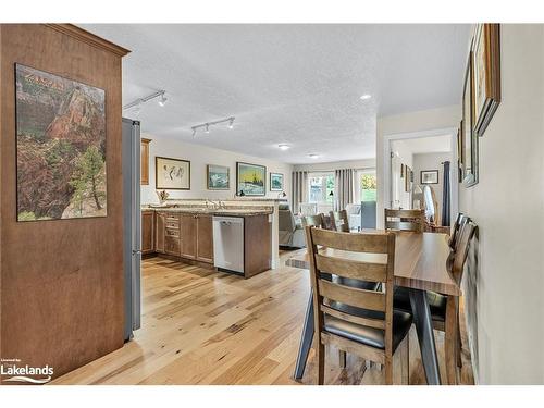 17-820 Jane Boulevard, Midland, ON - Indoor Photo Showing Dining Room