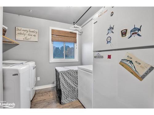 230 Christopher Street, Clearview, ON - Indoor Photo Showing Laundry Room