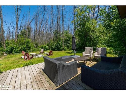 117 Martin Grove, Town Of Blue Mountains, ON - Outdoor With Deck Patio Veranda With Backyard