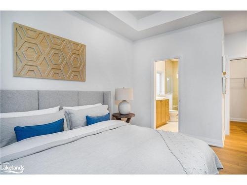 120 Schooners Lane, The Blue Mountains, ON - Indoor Photo Showing Bedroom