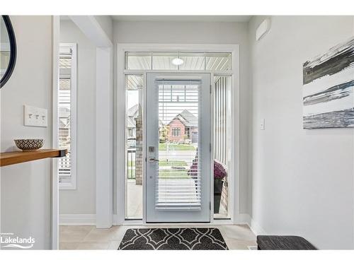 87 Mclean Avenue, Collingwood, ON - Indoor Photo Showing Other Room