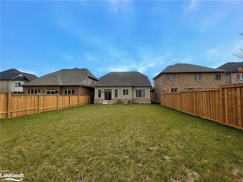 87 Mclean Avenue, Collingwood, ON - Outdoor With Backyard With Exterior