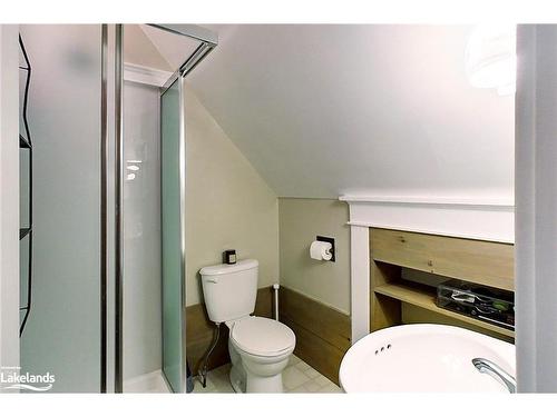 32 Nelson Street E, Meaford Municipality, ON - Indoor Photo Showing Bathroom