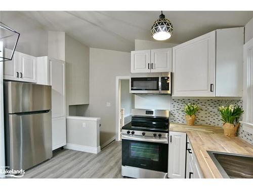 85 Huron Street, Collingwood, ON - Indoor Photo Showing Kitchen