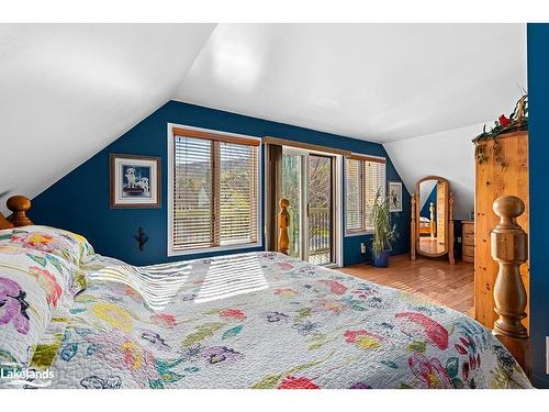 125 Pioneer Lane, The Blue Mountains, ON - Indoor Photo Showing Bedroom