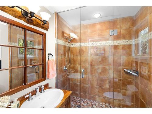 125 Pioneer Lane, The Blue Mountains, ON - Indoor Photo Showing Bathroom