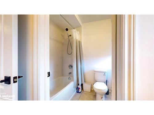 12 Mclean Avenue, Collingwood, ON - Indoor Photo Showing Bathroom