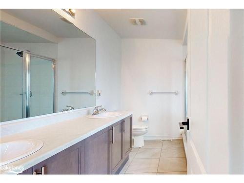 12 Mclean Avenue, Collingwood, ON - Indoor Photo Showing Bathroom