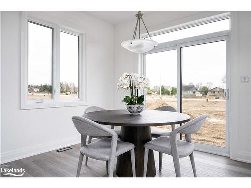 253 Jackson Street E, Durham, ON - Indoor Photo Showing Dining Room