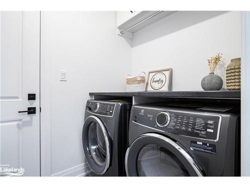 253 Jackson Street E, Durham, ON - Indoor Photo Showing Laundry Room