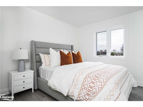 253 Jackson Street E, Durham, ON - Indoor Photo Showing Bedroom