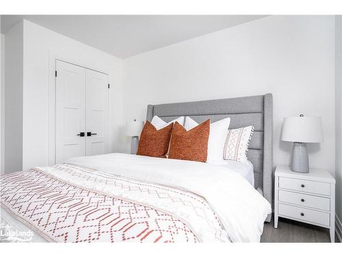 253 Jackson Street E, Durham, ON - Indoor Photo Showing Bedroom