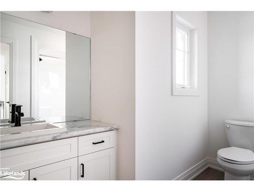 253 Jackson Street E, Durham, ON - Indoor Photo Showing Bathroom