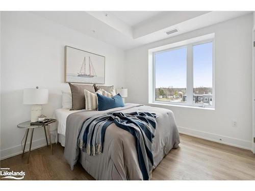 201-19B West Street N, Fenelon Falls, ON - Indoor Photo Showing Bedroom