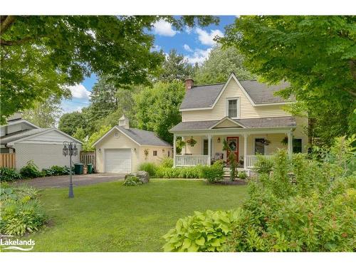 550 Wagner Street, Gravenhurst, ON - Outdoor With Deck Patio Veranda With Facade