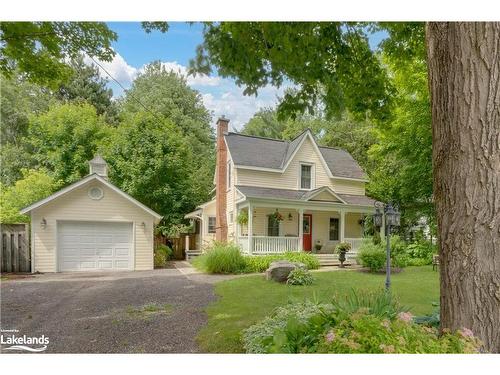 550 Wagner Street, Gravenhurst, ON - Outdoor With Deck Patio Veranda With Facade