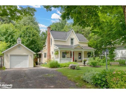 550 Wagner Street, Gravenhurst, ON - Outdoor With Deck Patio Veranda With Facade