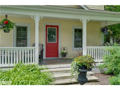 550 Wagner Street, Gravenhurst, ON - Outdoor With Deck Patio Veranda