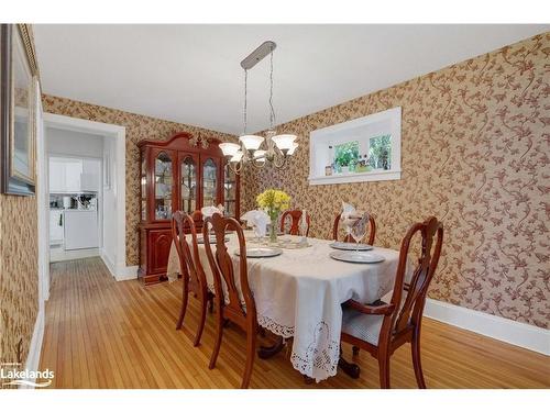 550 Wagner Street, Gravenhurst, ON - Indoor Photo Showing Dining Room