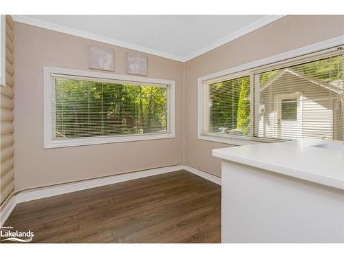 117 Oliver Drive, Tiny Twp, ON - Indoor Photo Showing Other Room