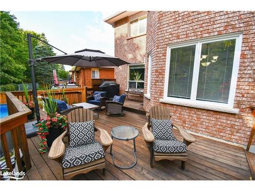 5 Mccutcheon Court, Barrie, ON - Outdoor With Deck Patio Veranda With Exterior