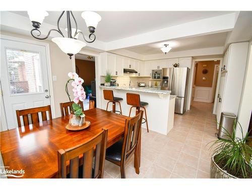 5 Mccutcheon Court, Barrie, ON - Indoor Photo Showing Dining Room