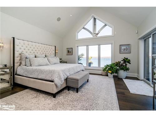 6 Sunset Court, Port Mcnicoll, ON - Indoor Photo Showing Bedroom